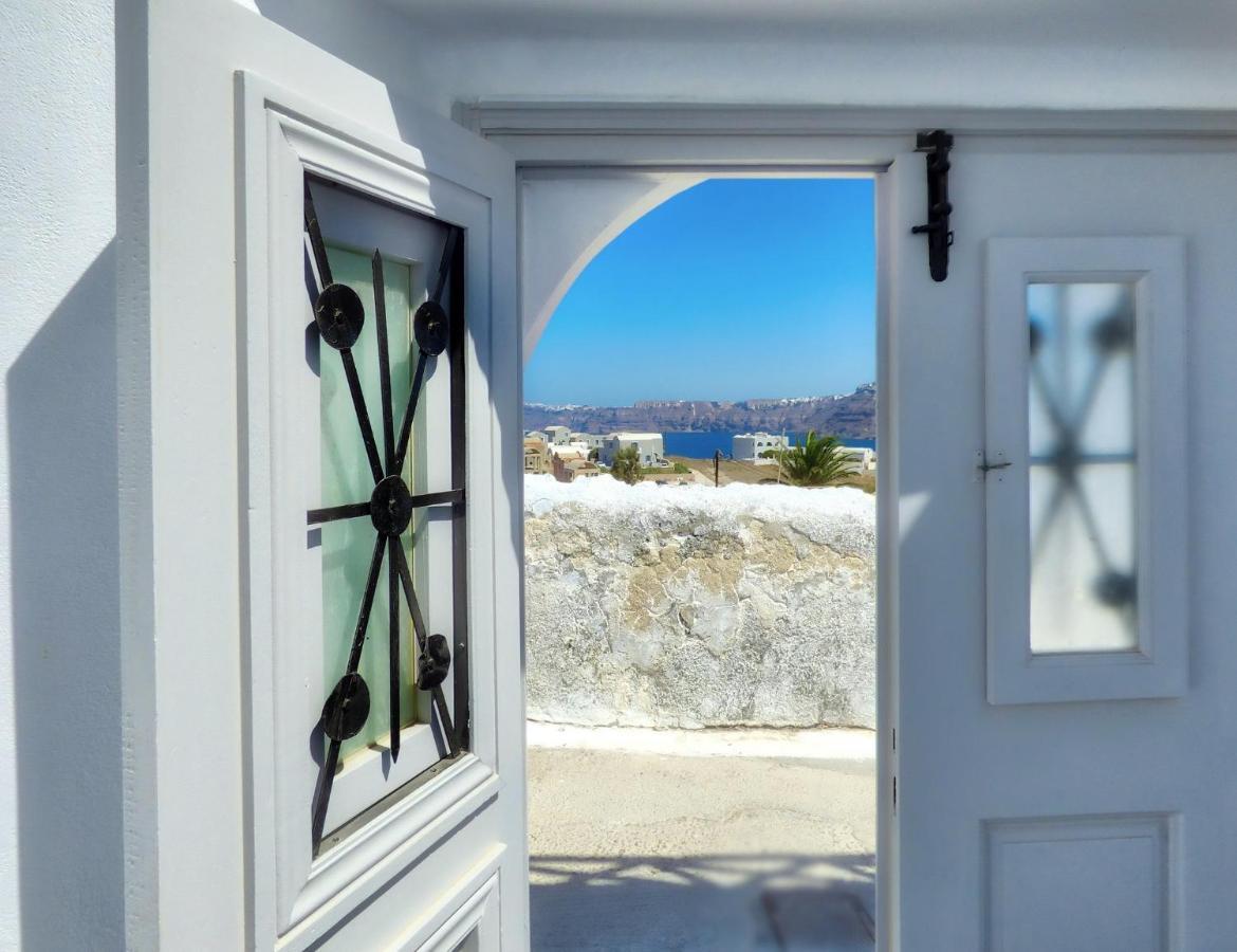 Golden Stone Santorini Suites Akrotírion Extérieur photo