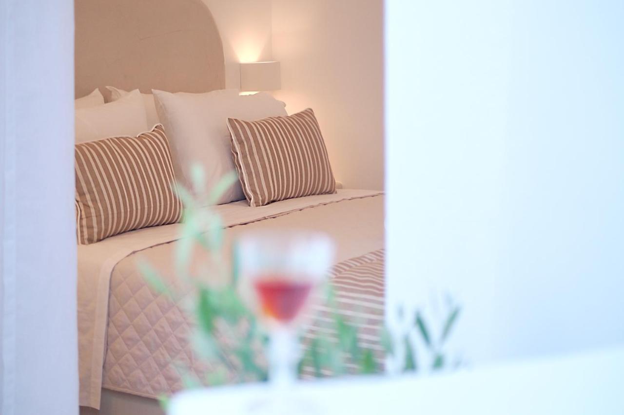 Golden Stone Santorini Suites Akrotírion Extérieur photo