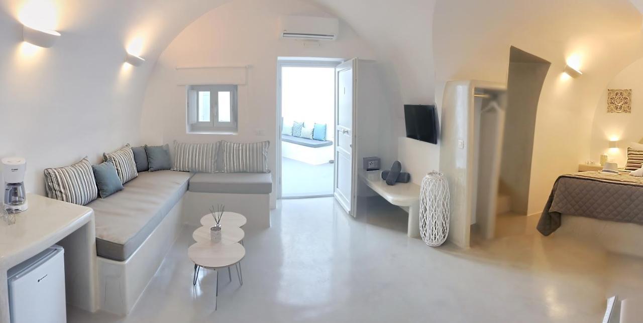 Golden Stone Santorini Suites Akrotírion Extérieur photo